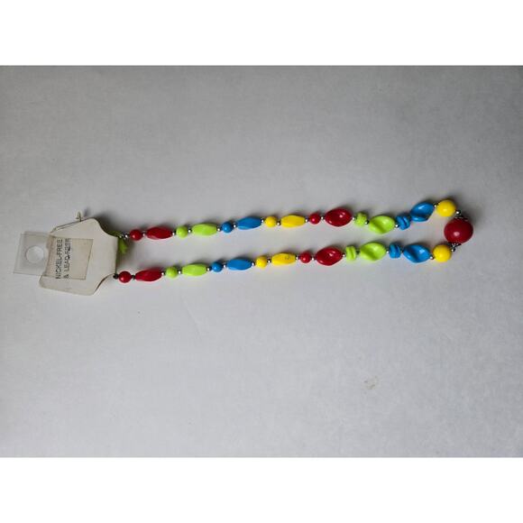 Retro Red, Yellow, Blue, and Yellow Plastic Beaded Necklace and Green Earrings - Picture 4 of 10
